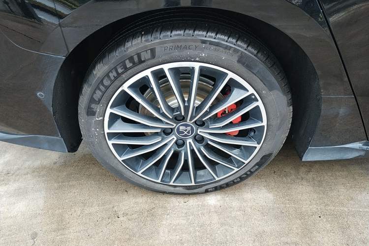Used BYD Han 2025 EV with 701 km of Laser Radar-Enabled Intelligent Driving Exterior 4