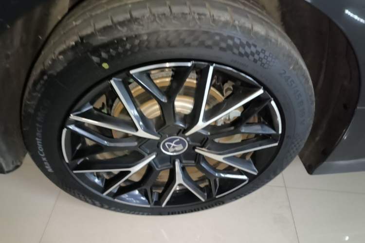 Used BYD Han 2025 DM-i Smart Drive 125KM Prestige Model Exterior 5
