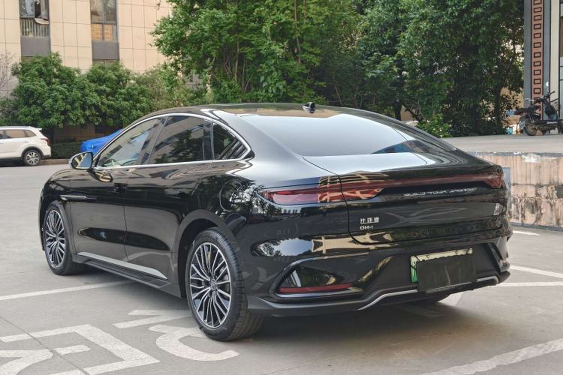 Used BYD Han 2025 DM-i Intelligent Driving Edition 125KM LiDAR Flagship Model Exterior 6