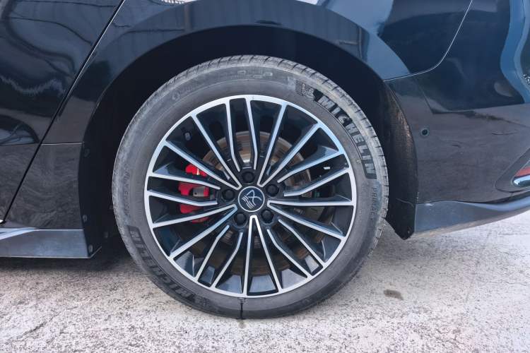 Used BYD Han 2025 EV with 701 km of Laser Radar-Enabled Intelligent Driving Exterior 9