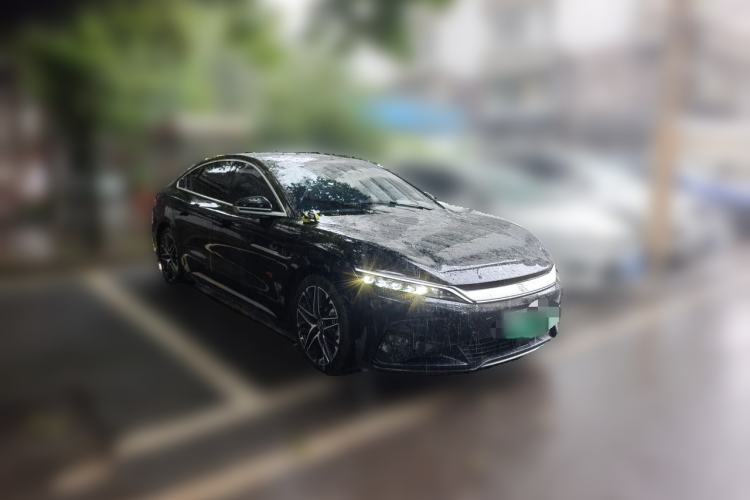 Used BYD Han 2025 EV Intelligent Driving Edition 605KM Prestige Model Front Right 45 Deg