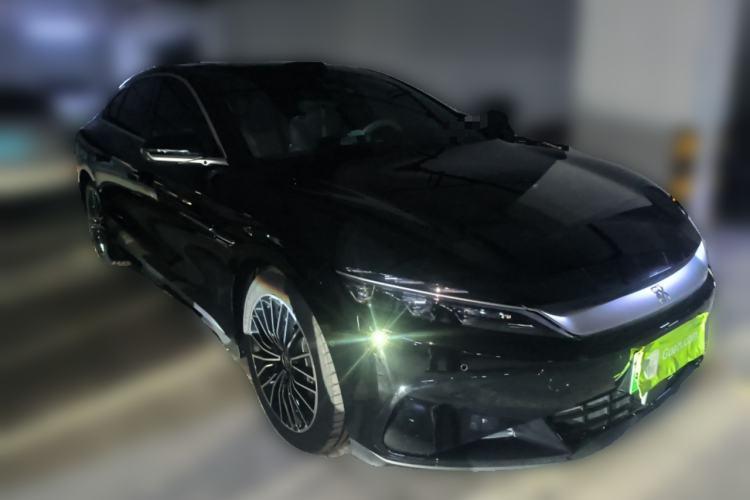 Used BYD Han 2025 DM-i Intelligent Driving Edition 125KM LiDAR Flagship Model Front Right 45 Deg