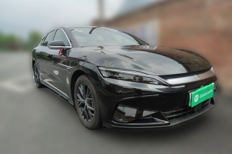 Used BYD Han 2025 DM-i 125KM Elite Model Front Right 45 Deg