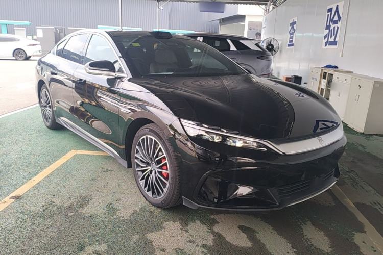 Used BYD Han 2025 EV Intelligent Driving Edition 701KM LiDAR Deluxe Model Front Right 45 Deg