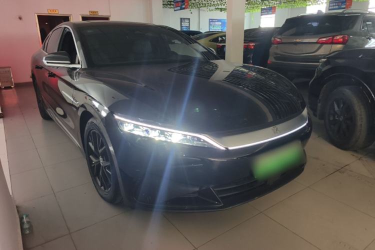 Used BYD Han 2025 DM-i 125KM Elite Model Front Right 45 Deg