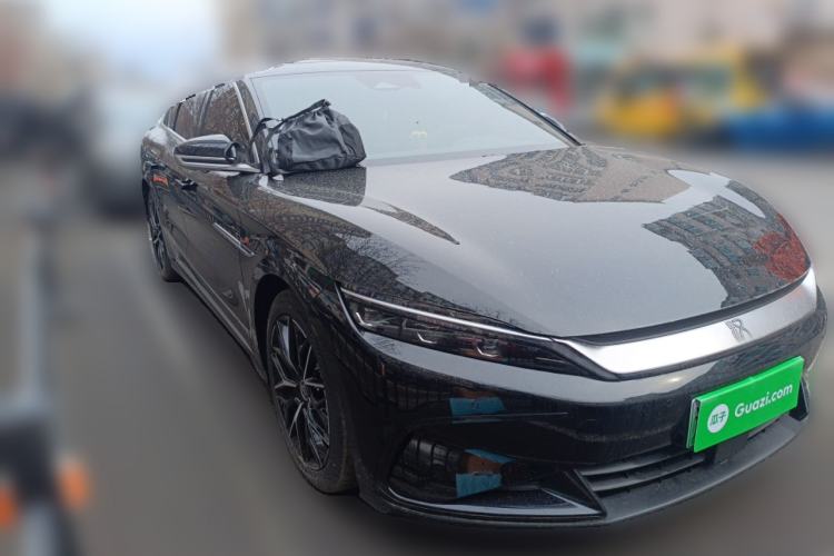 Used BYD Han 2025 DM-i 125KM Prestige Model Front Right 45 Deg