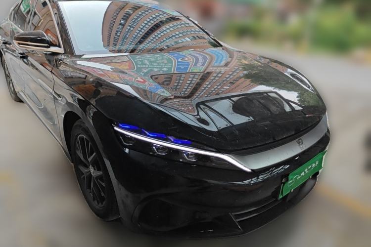 Used BYD Han 2025 DM-i Smart Drive 125KM Elite Model Front Right 45 Deg