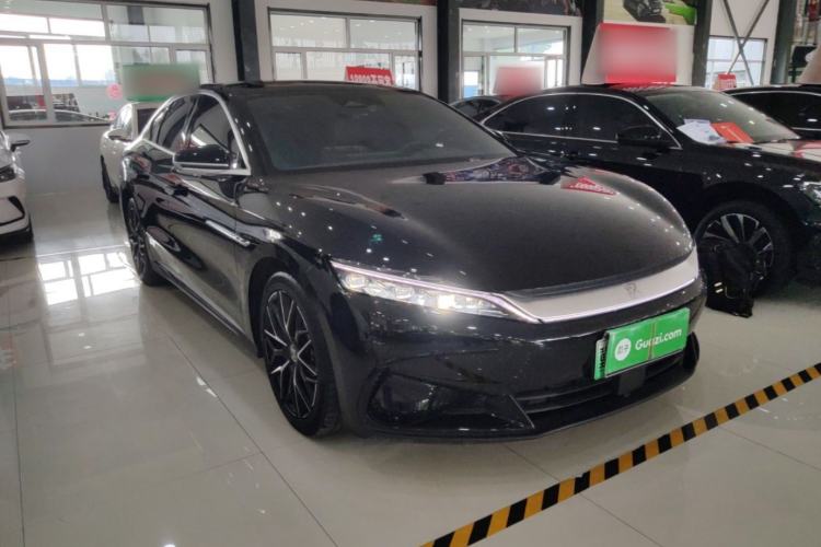 Used BYD Han 2025 DM-i 125KM Prestige Model Front Right 45 Deg