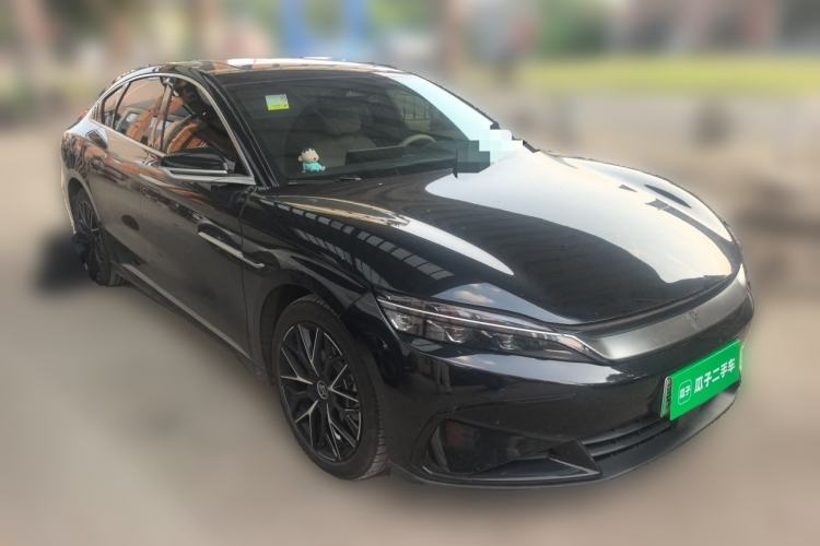Used BYD Han 2025 DM-i 125KM Prestige Model Front Right 45 Deg