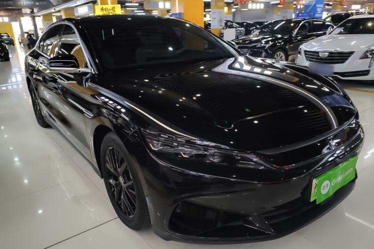 Used BYD Han 2025 DM-i Smart Drive 125KM Elite Model Front Right 45 Deg