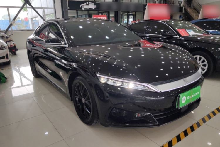 Used BYD Han 2025 DM-i 125KM Elite Model Front Right 45 Deg