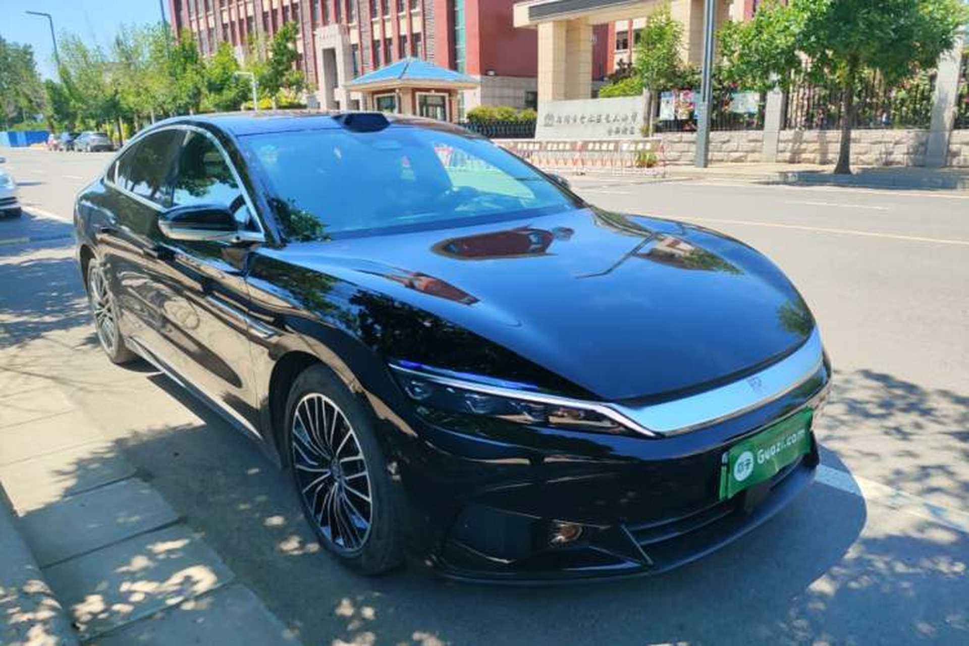 Used BYD Han 2025 DM-i Intelligent Driving Edition 125KM LiDAR Flagship Model Front Right 45 Deg