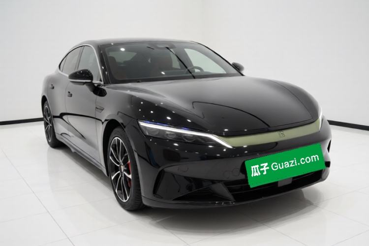 Used BYD Han 2025 DM-i 125KM Elite Model Front Right 45 Deg