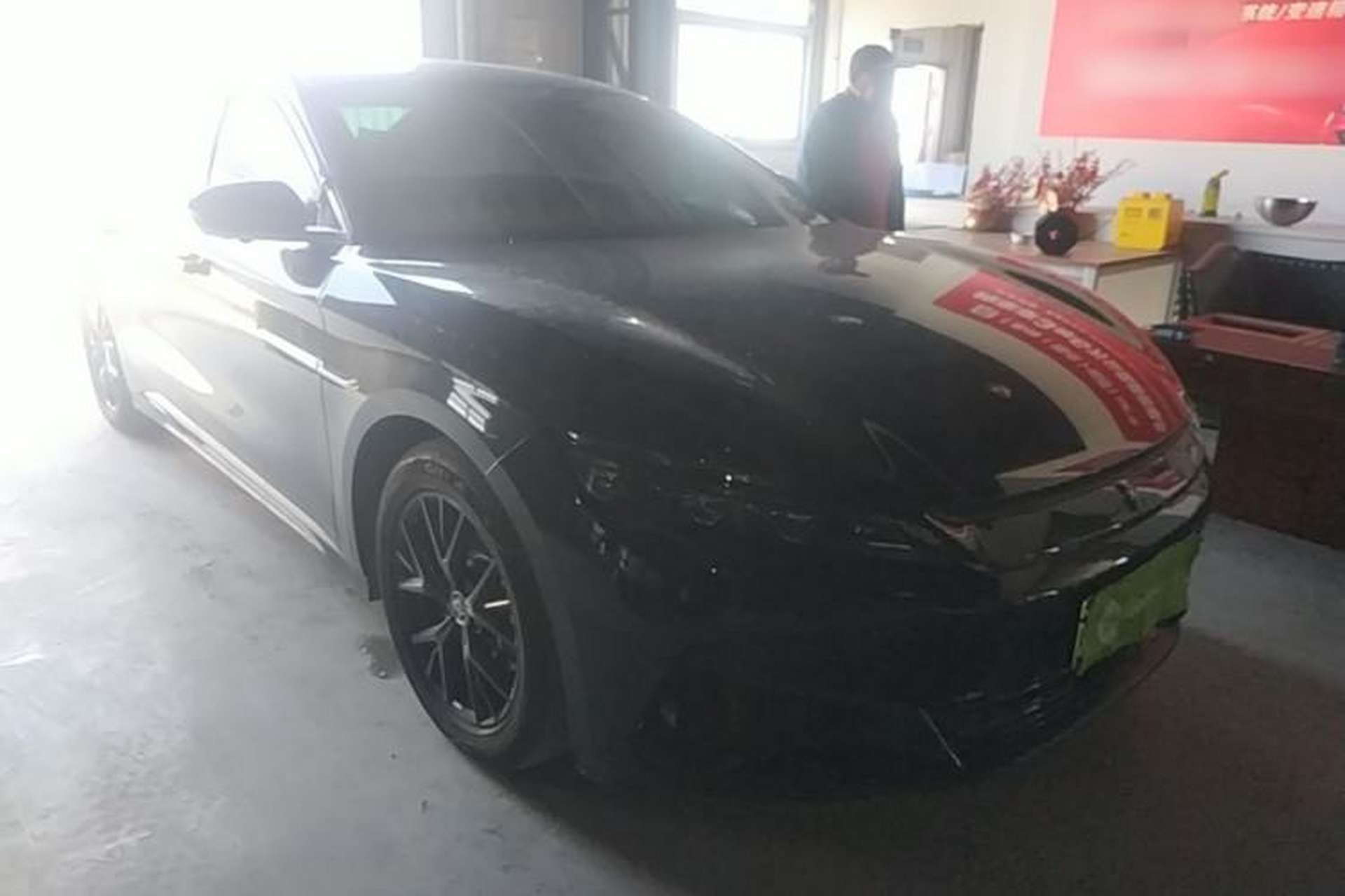 Used BYD Han 2025 DM-i 125KM Elite Model Front Right 45 Deg