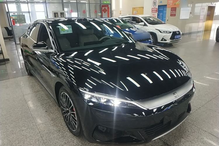 Used BYD Han 2025 EV with 701 km of Laser Radar-Enabled Intelligent Driving Front Right 45 Deg