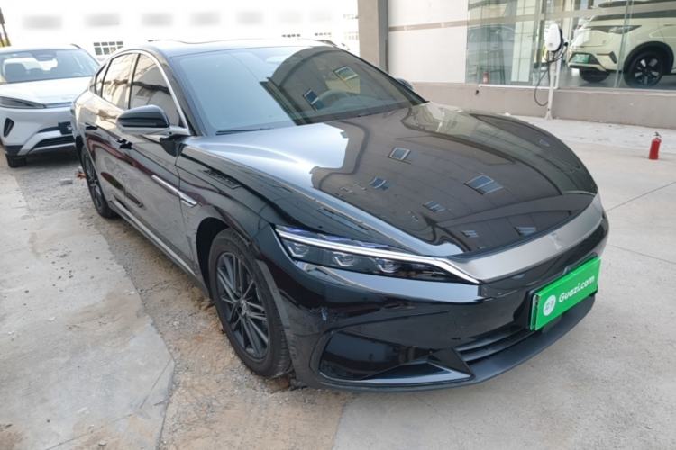 Used BYD Han 2025 DM-i Intelligent Driving Edition 245KM Prestigious Edition Front Right 45 Deg