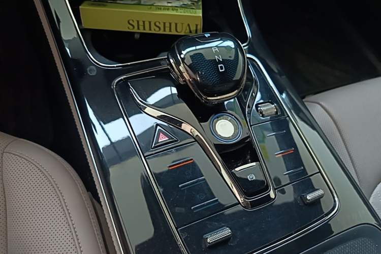 Used BYD Han 2025 DM-i 125KM Prestige Model Gear Lever