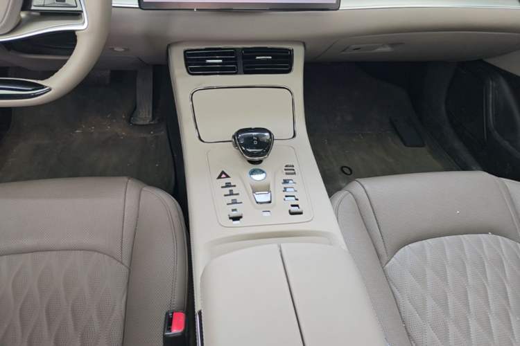 Used BYD Han 2025 DM-i 125KM Prestige Model Gear Lever