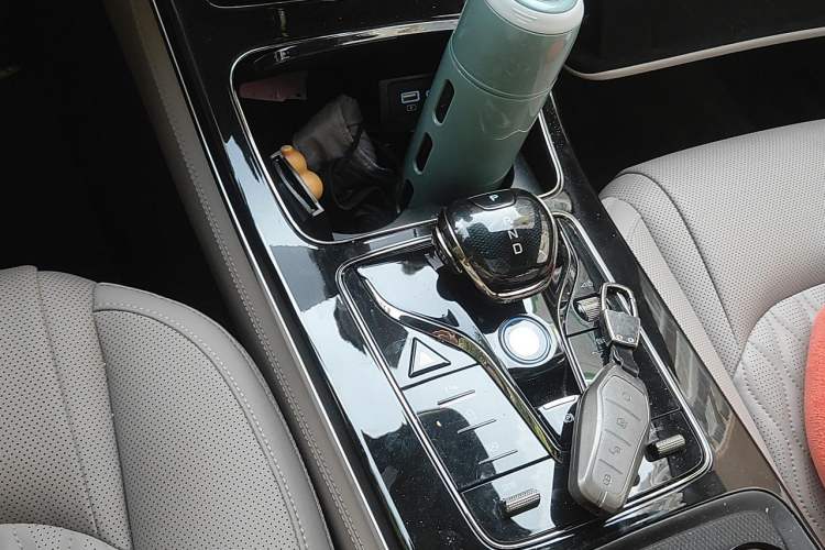 Used BYD Han 2025 EV 506KM Prestige Edition Gear Lever