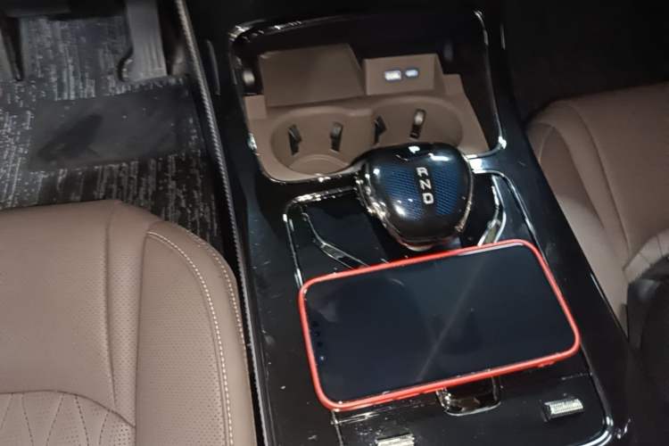 Used BYD Han 2025 EV Intelligent Driving Edition 605KM Prestige Model Gear Lever