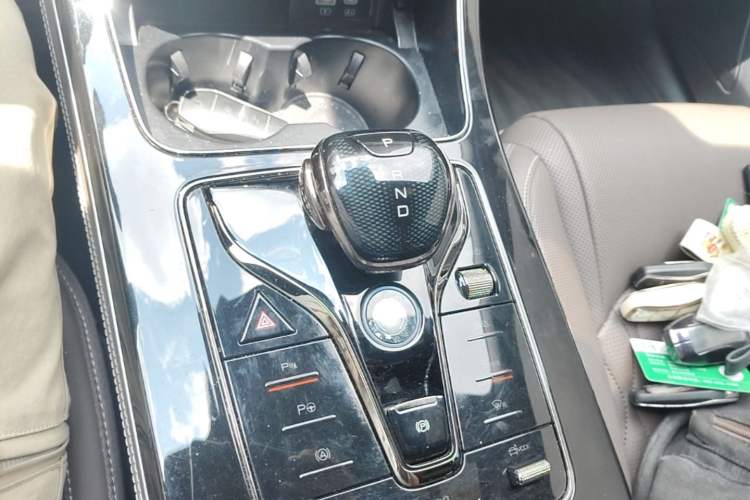 Used BYD Han 2025 EV Intelligent Driving Edition 605KM Prestige Model Gear Lever