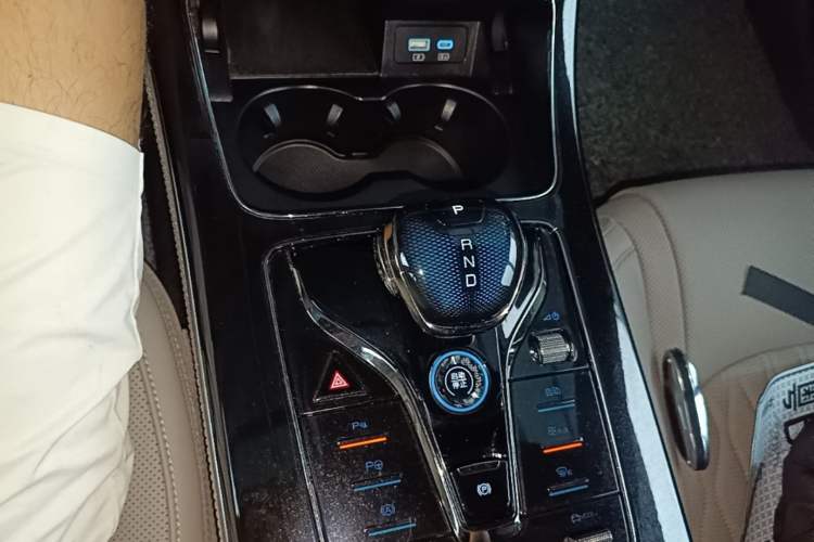 Used BYD Han 2025 EV 605KM Prestige Model Gear Lever