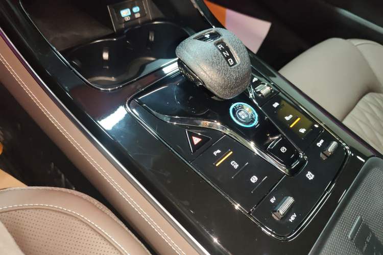 Used BYD Han 2025 DM-i 125KM Elite Model Gear Lever