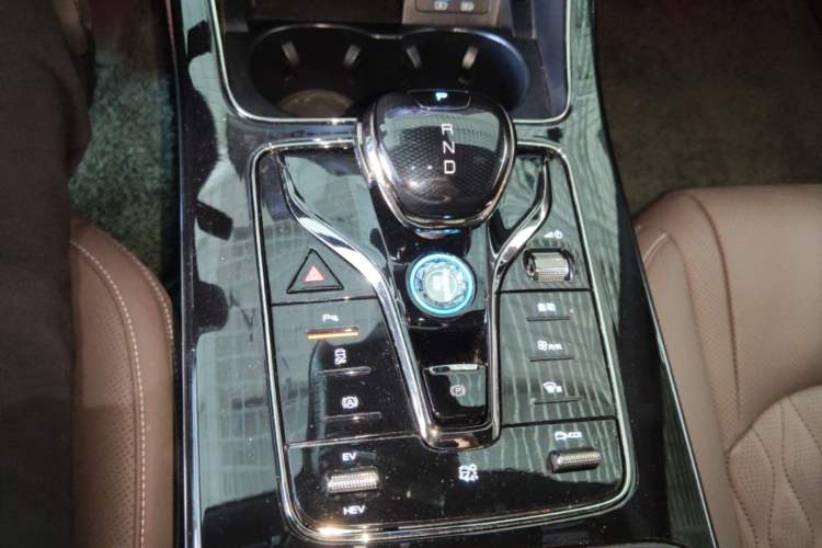 Used BYD Han 2025 DM-i 125KM Prestige Model Gear Lever
