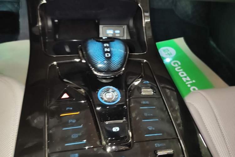 Used BYD Han 2025 EV Intelligent Driving Edition 605KM Prestige Model Gear Lever