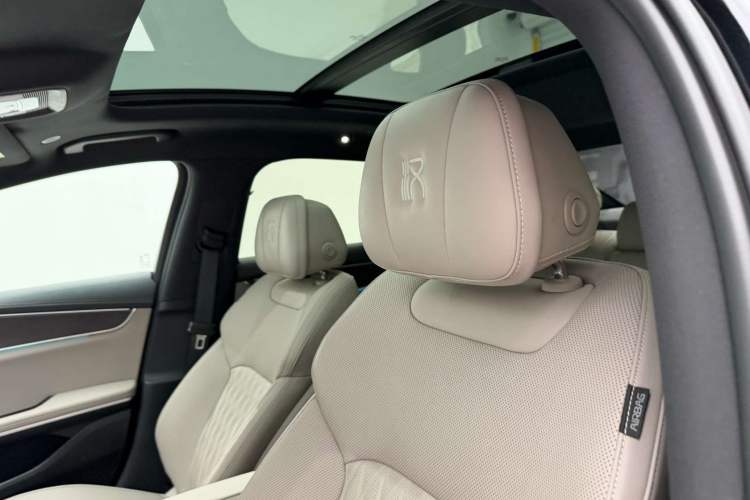 Used BYD Han 2025 EV with 701 km of Laser Radar-Enabled Intelligent Driving Headliner