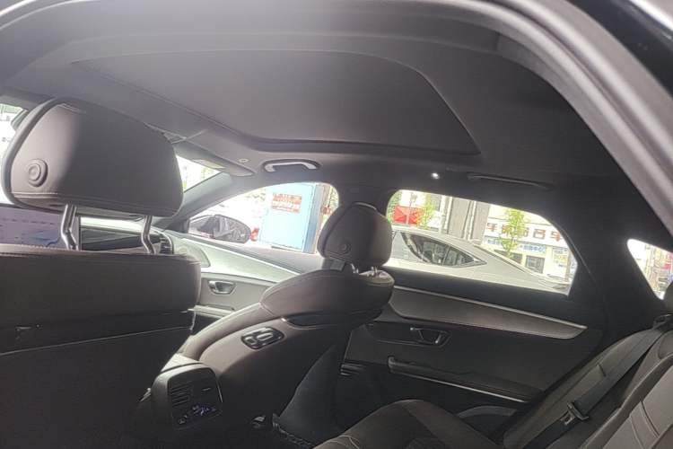 Used BYD Han 2025 DM-i 125KM Prestige Model Headliner
