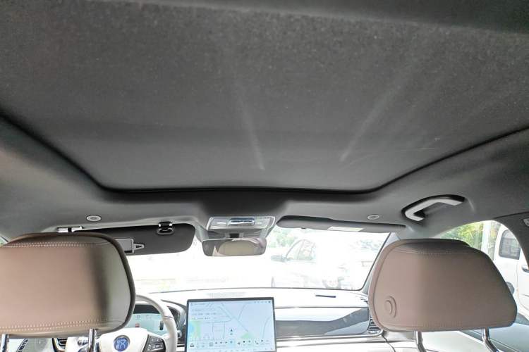Used BYD Han 2025 DM-i Intelligent Driving Edition 125KM Prestige Model Headliner