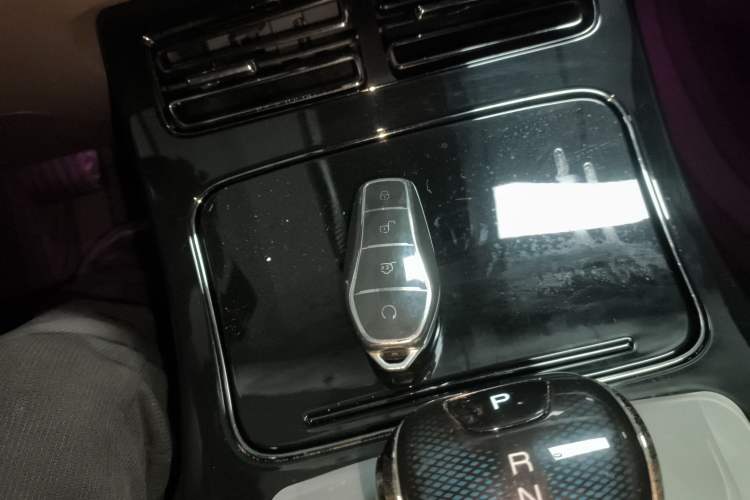 Used BYD Han 2025 EV 605KM Prestige Model Interior 1