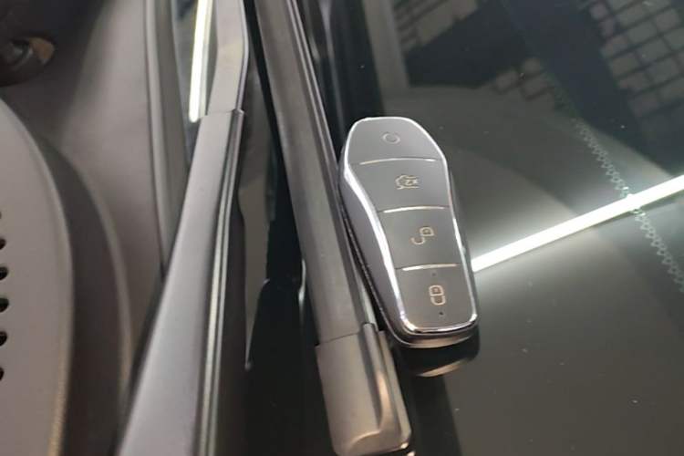 Used BYD Han 2025 DM-i 125KM Elite Model Interior 1