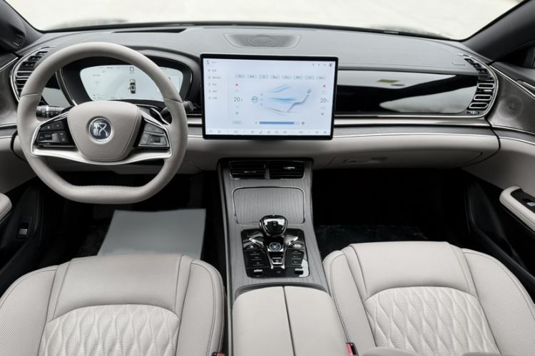 Used BYD Han 2025 DM-i Intelligent Driving Edition 125KM LiDAR Flagship Model Interior 2