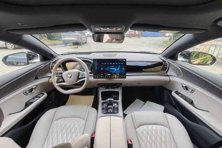 Used BYD Han 2025 DM-i Intelligent Driving Edition 125KM LiDAR Flagship Model Interior 3