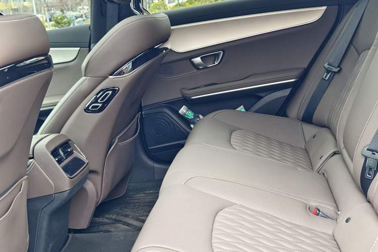 Used BYD Han 2025 DM-i 125KM Elite Model Interior 3
