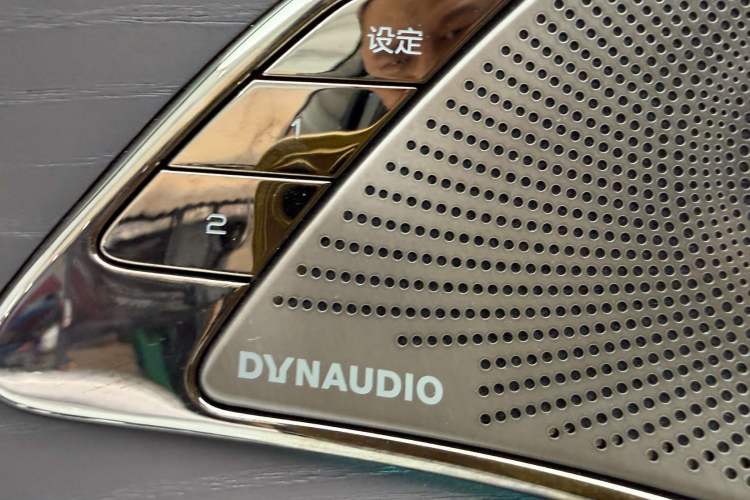 Used BYD Han 2025 EV with 701 km of Laser Radar-Enabled Intelligent Driving Interior 5