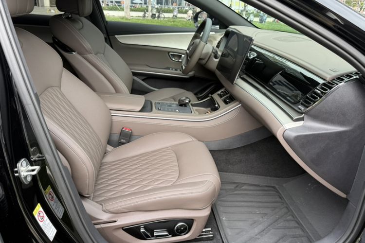 Used BYD Han 2025 DM-i 125KM Elite Model Interior 5