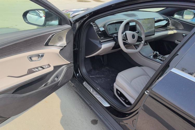 Used BYD Han 2025 DM-i Intelligent Driving Edition 125KM LiDAR Flagship Model Interior 6