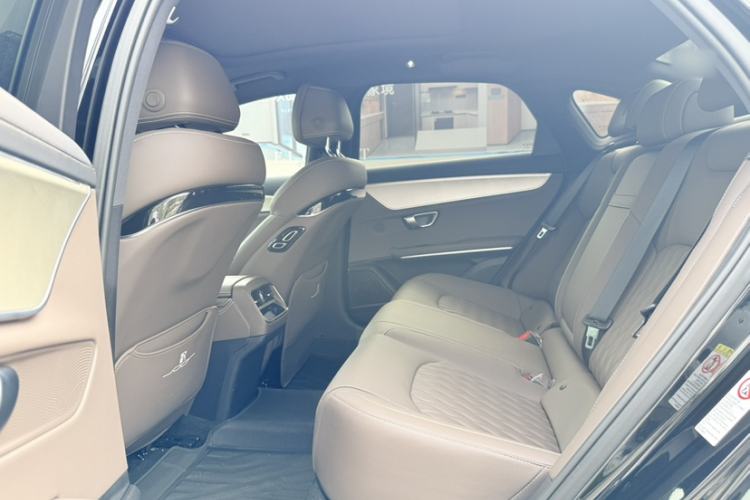 Used BYD Han 2025 DM-i 125KM Elite Model Interior 6