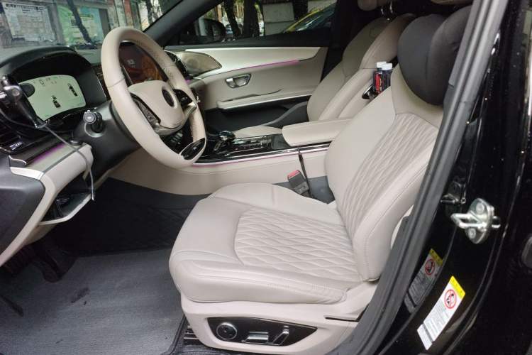 Used BYD Han 2025 EV Intelligent Driving Edition 605KM Prestige Model Left Front Seat
