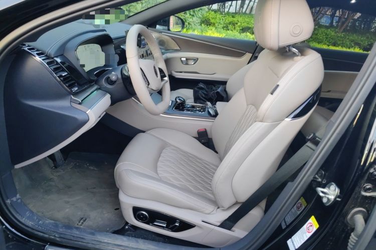 Used BYD Han 2025 EV with 701 km of Laser Radar-Enabled Intelligent Driving Left Front Seat