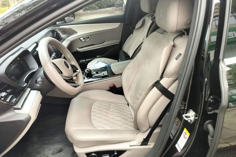 Used BYD Han 2025 EV 605KM Prestige Model Left Front Seat