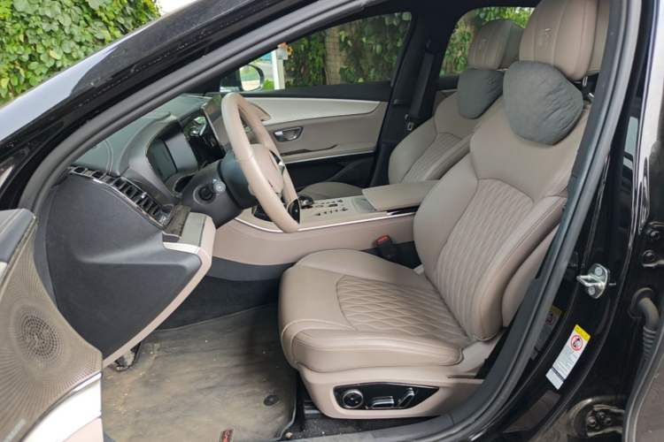 Used BYD Han 2025 DM-i 125KM Prestige Model Left Front Seat