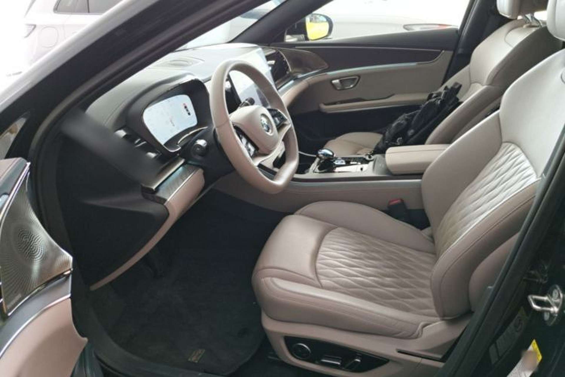 Used BYD Han 2025 DM-i Intelligent Driving Edition 125KM LiDAR Flagship Model Left Front Seat