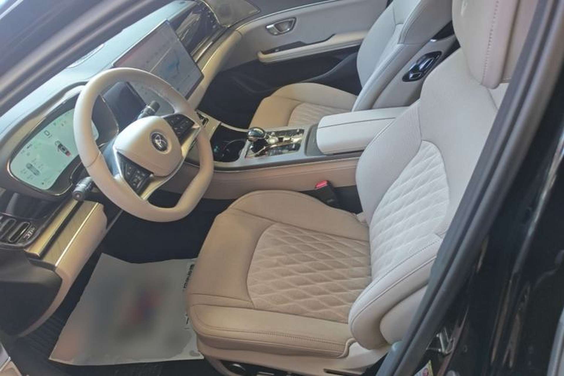 Used BYD Han 2025 DM-i Intelligent Driving Edition 125KM LiDAR Flagship Model Left Front Seat