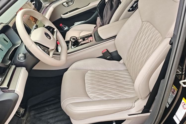 Used BYD Han 2025 DM-i Intelligent Driving Edition 125KM LiDAR Flagship Model Left Front Seat