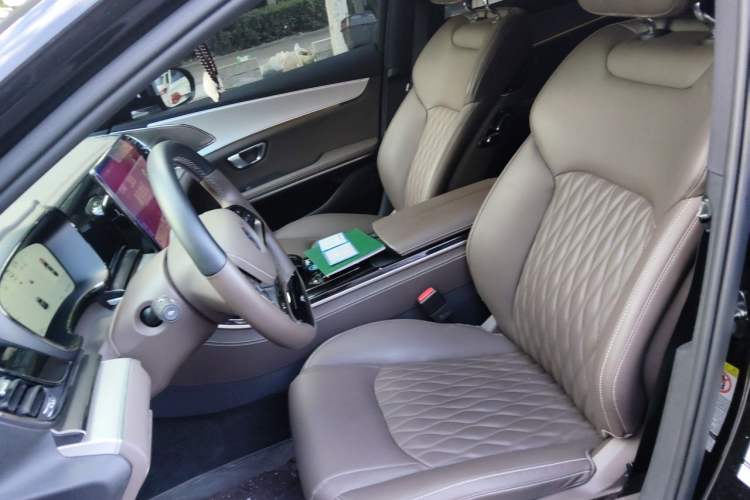 Used BYD Han 2025 DM-i 125KM Prestige Model Left Front Seat