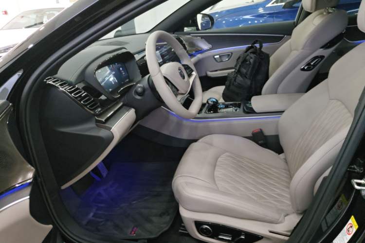 Used BYD Han 2025 DM-i Intelligent Driving Edition 125KM LiDAR Flagship Model Left Front Seat